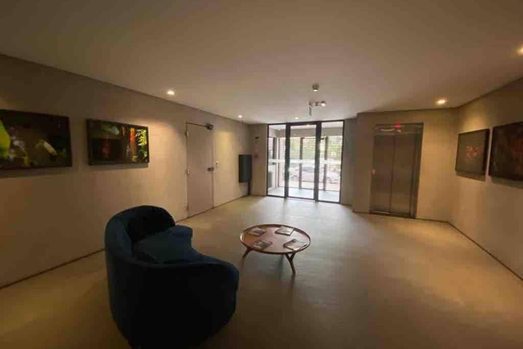 Apartamento De 1 Dormitorio No Coracao De Pinheiros เซาเปาโล ภายนอก รูปภาพ
